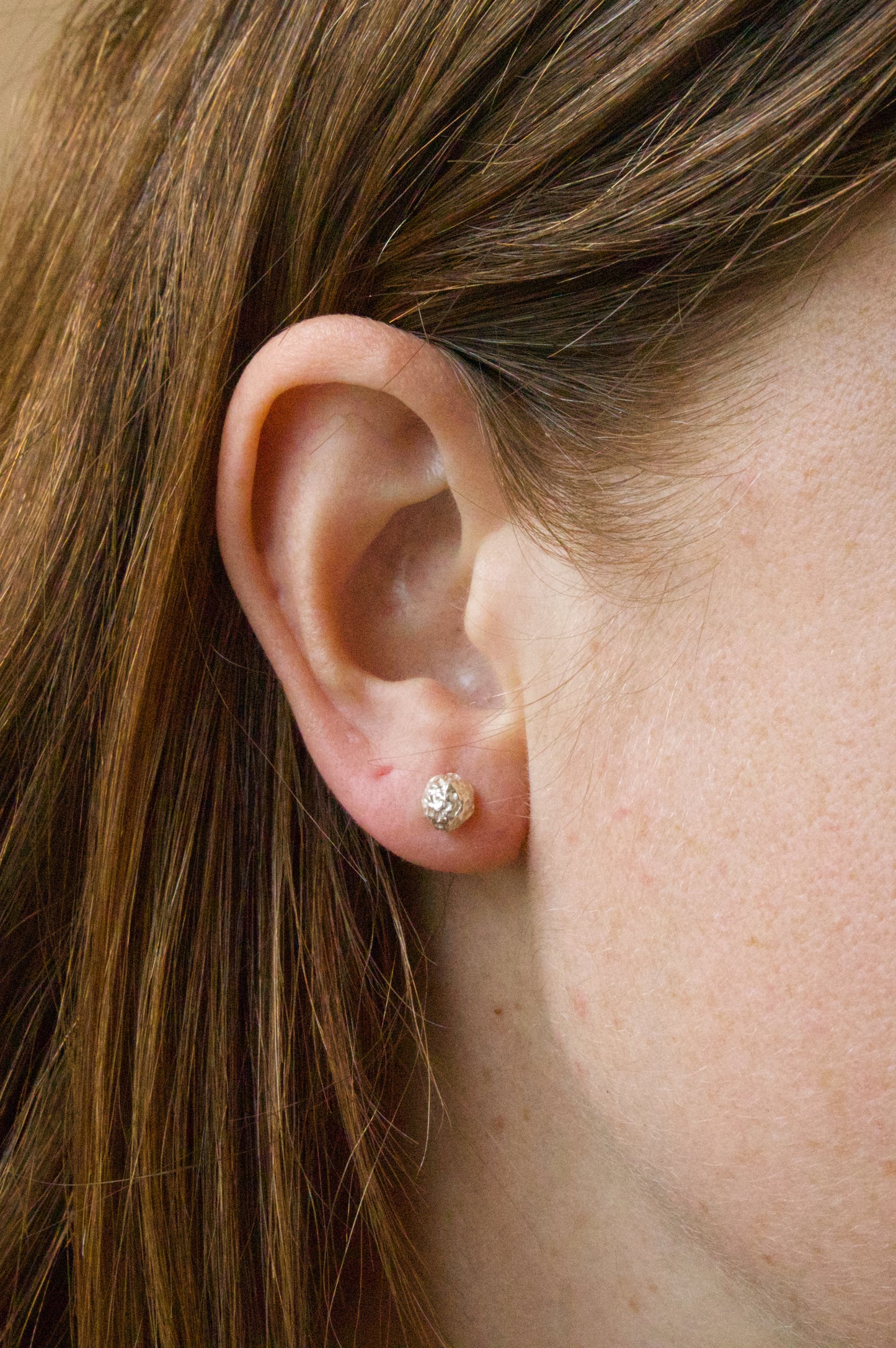 Tephra Studs