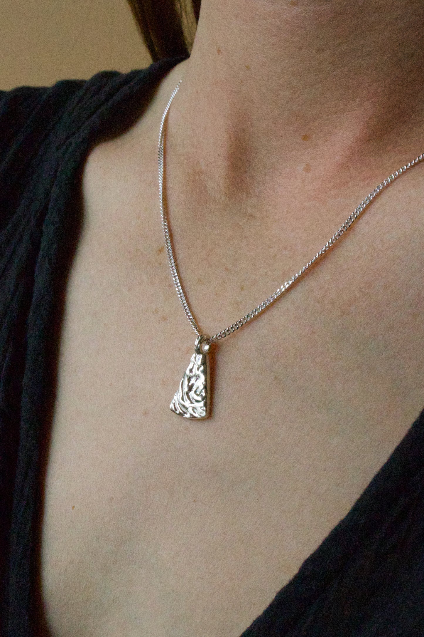 Lapilli Pendant