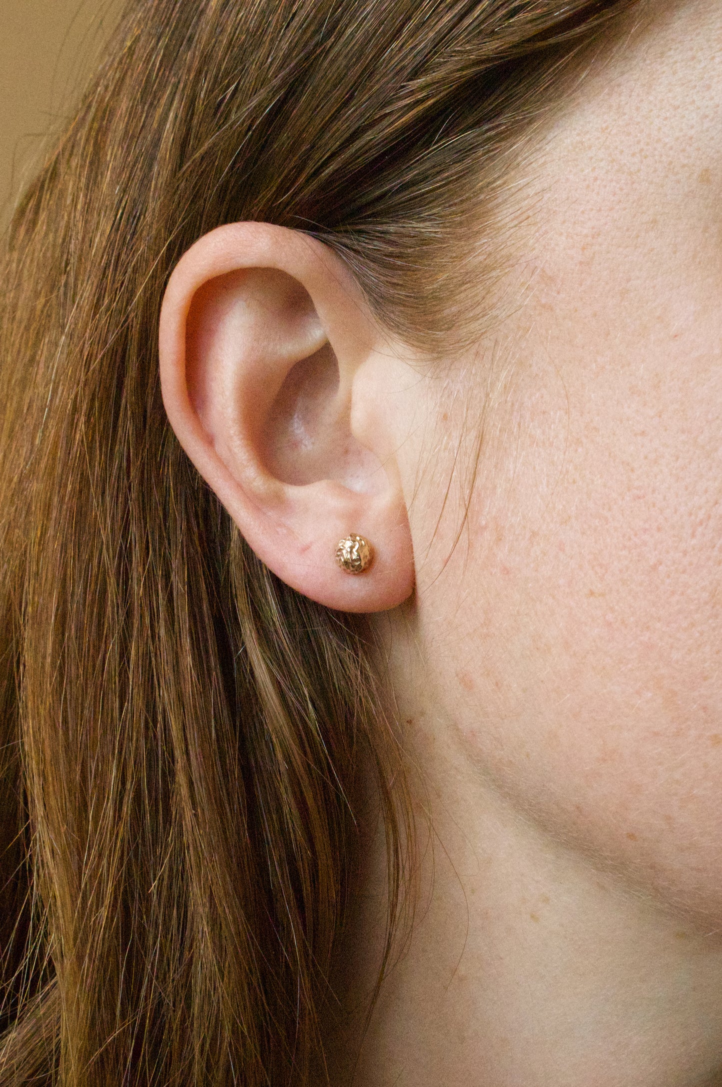 Tephra Studs